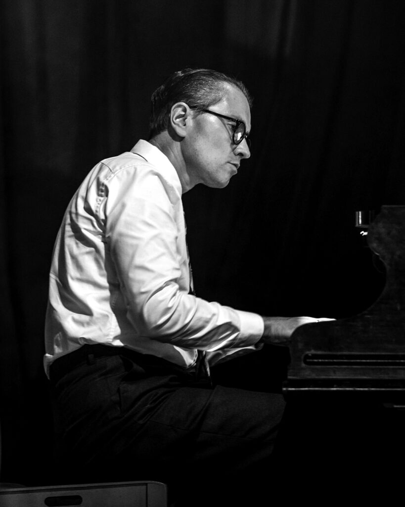 Pianisten Dmitry Tyapkin. Foto: Mats Bäcker.