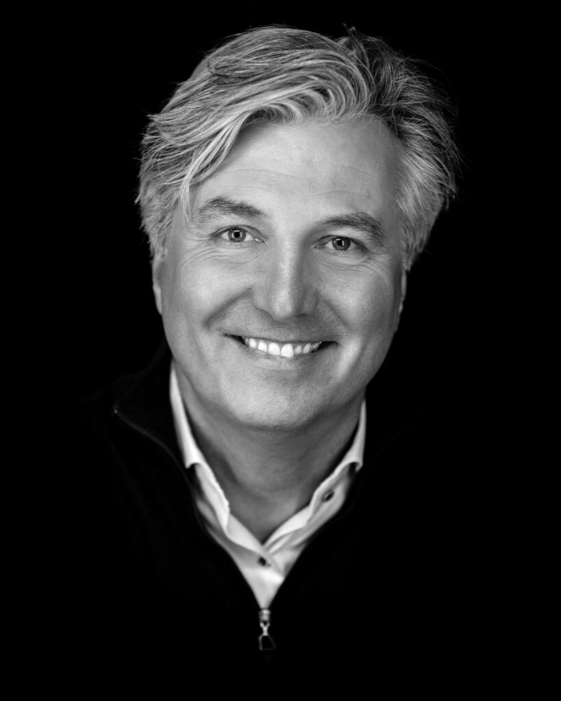 Henrik Schaefer ler.